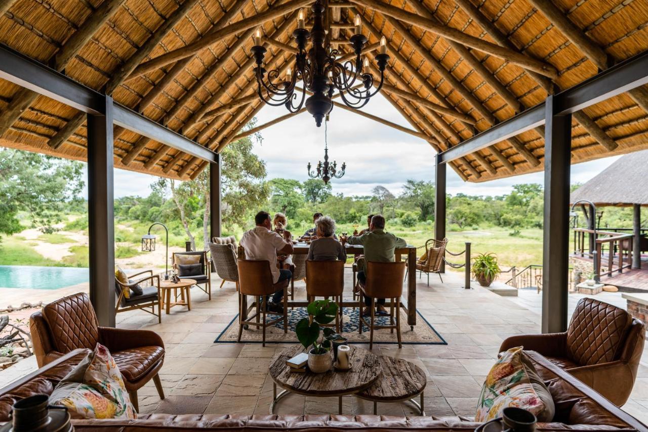 Shumbalala Game Lodge Thornybush Game Reserve Luaran gambar