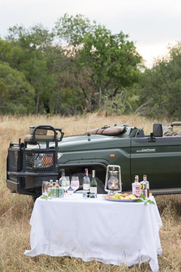 Shumbalala Game Lodge Thornybush Game Reserve Luaran gambar