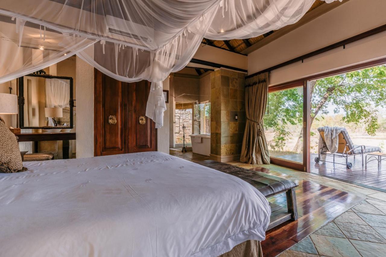 Shumbalala Game Lodge Thornybush Game Reserve Luaran gambar